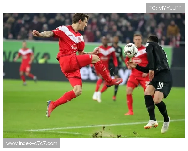 美因茨与不莱梅战成平局 双方各得一分