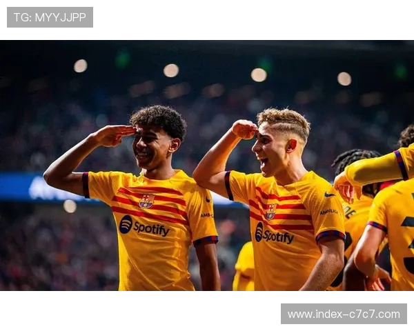 巴萨4-2逆转布拉格斯拉维亚，费尔明梅开二度莱万破荒