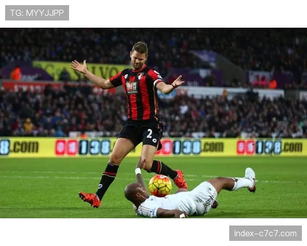 深度报道：从0-2到3-2，复盘西汉姆联逆转伯恩茅斯的战术调整